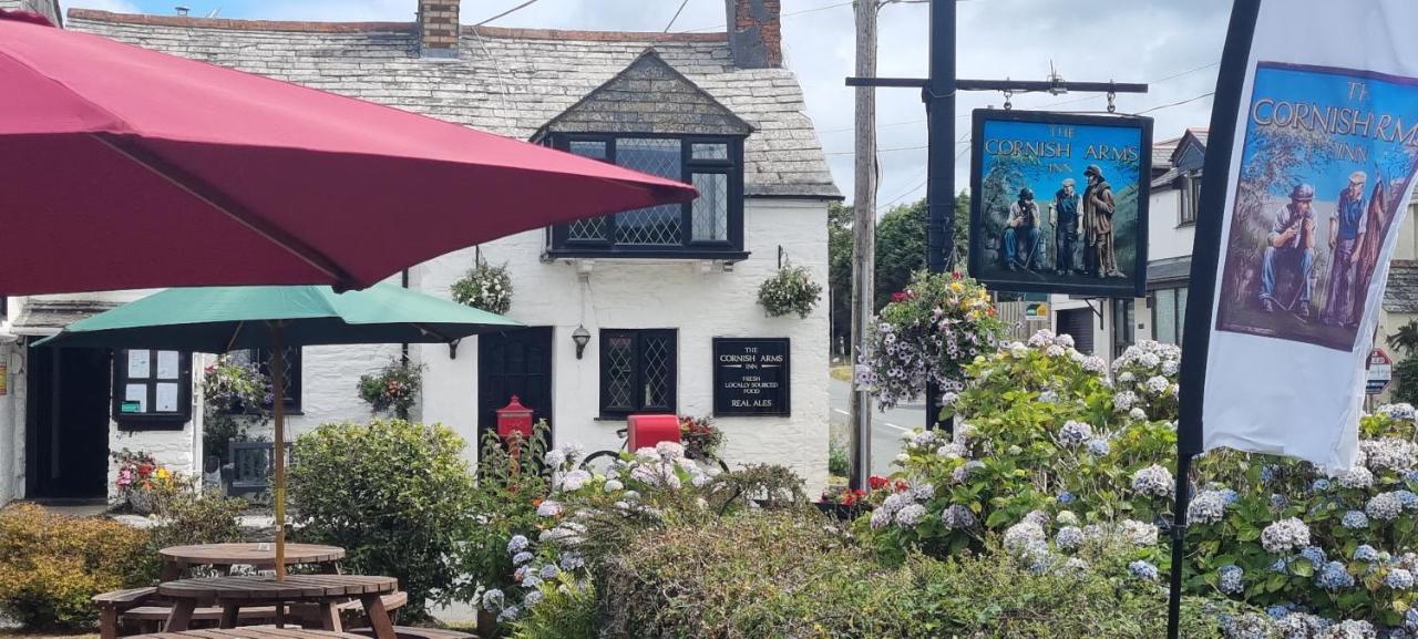 Cornish Arms Inn Port Isaac 2 Miles Pendoggett Eksteriør bilde